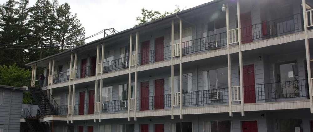 פולמן Cougar Land Motel מראה חיצוני תמונה