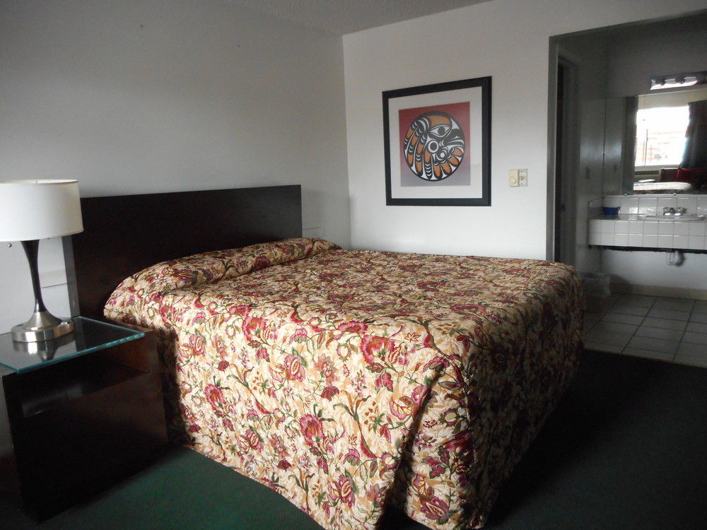 פולמן Cougar Land Motel מראה חיצוני תמונה