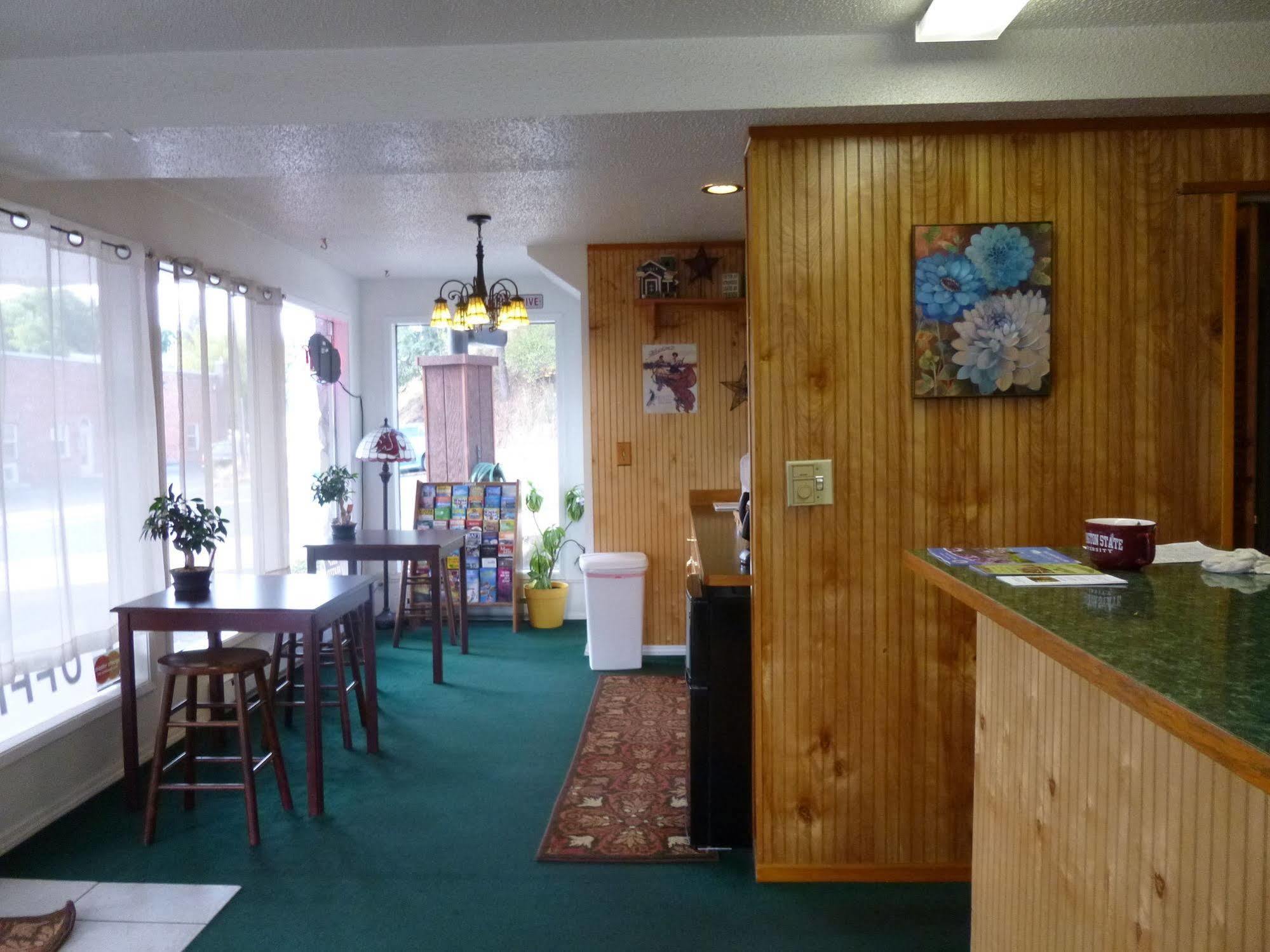פולמן Cougar Land Motel מראה חיצוני תמונה